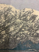 Load image into Gallery viewer, Tapestry, Himi-tateyama (Short)