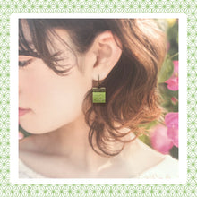 Load image into Gallery viewer, Earring or Pierced earring with Gamaguchi