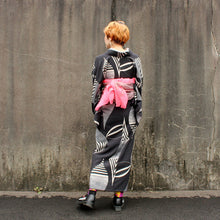 Carica l'immagine nel visualizzatore di Gallery, Kimono, galleggiante 【Composizione】