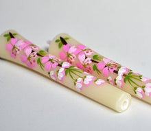 Load image into Gallery viewer, Warosoku, hand painted Japanese candle  &quot;Sakura&quot; (2 pieces)
