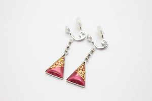 Piercing a triangolo in metallo smaltato / orecchini colorati con pigmenti tradizionali